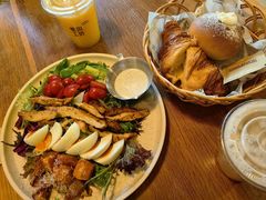 -麦田工坊(月湖店)