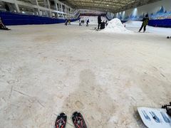 -乔波室内滑雪场