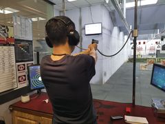 -都市枪神实弹射击俱乐部