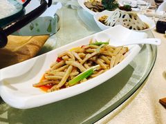 -小白鲨工夫潮膳(曲江店)