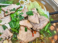 -卓雅桂林米粉
