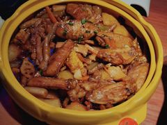 -多嘴超级肉蟹煲(杉杉国潮主题店)