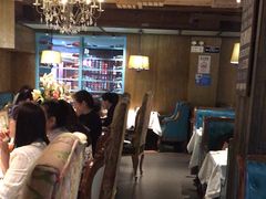 -领鲜活海鲜榴莲自助火锅(东门店)