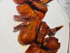 脆炸乳鸽-荣小馆(安达仕店)