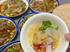 -官塘陈记鱼生·潮汕砂锅粥·牛肉火锅(潮枫路总店)