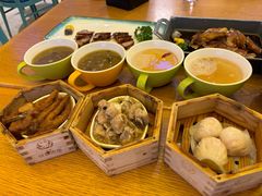 -美食小镇·观赏珍稀鸟类·长隆熊猫酒店