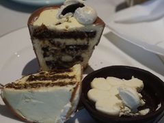 -Fridi Patisserie Cafe