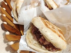 -闫家驴肉老店(华电一校店)