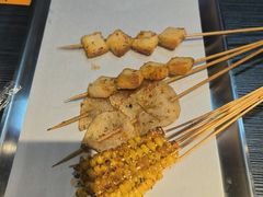 -京狮炙燥·精酿烧烤(首经贸店)