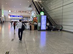 -星巴克(上海虹桥站2A检票口)