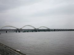 -人民防洪胜利纪念塔