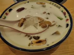 -三爷糟粕醋·鲜鱼汤·海南特色小吃(新华南路店)