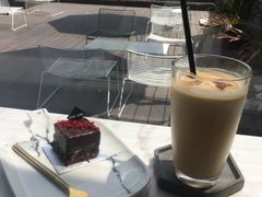 -UNI UNI(环亚凯瑟琳店)