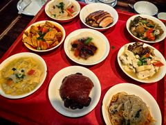 -蓝田九大碗民俗食府(蓝田店)