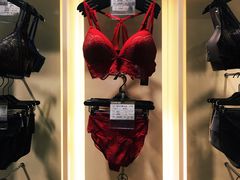 -CHARLES&KEITH(城西银泰店)