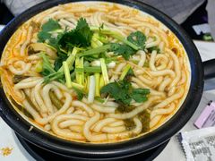 招牌酸辣砂锅-姐弟俩土豆粉(北京双桥万达店)
