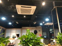 大堂-凤兴鸡煲(宝安海雅店)