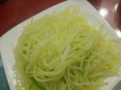 -乡土特色.冷锅鱼.牦牛肉汤锅