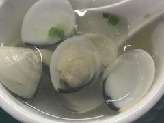 -岛中岛·海鲜大排档·万宁老字号(东澳店)