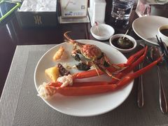 -荣誉国际酒店-云顶旋转餐厅