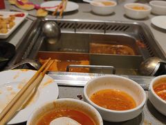 -海底捞火锅(宝龙广场夜宵主题店)