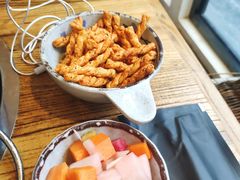 -毛辣果·贵州红酸汤牛肉火锅(西单店)