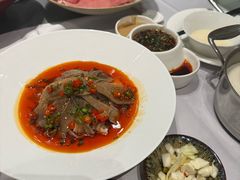 -红鼎豆捞·非遗鲍皇汤火锅(宝丰路店)