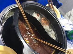-马路边边·成都串串(翠柏路店)