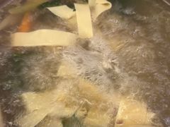 -宴全牛粤来越牛潮汕鲜牛肉火锅(海州万达广场店)