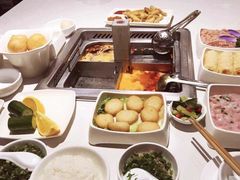 -海底捞火锅鲜切牛肉主题店(长寿路店)
