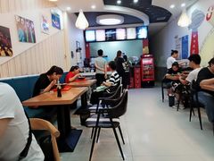 大堂-螺小胖柳州螺蛳粉(钟楼总店)
