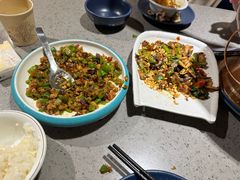 -觅山云南菜(泊富ICITY店)