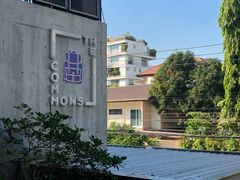 -ROAST coffee & eatery