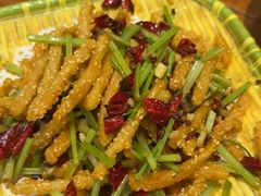 -黄泥岗·地道湖北菜(奥特莱斯店)