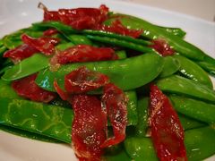 荷兰豆炒腊肉-梅利汴京烤鸭•开封豫菜地标店(东大街店)