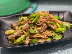 芜茜葱捞猪肚-粤·向群饭店(龙津东路总店)