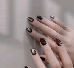 -H12 STAR日式美甲美睫专门店