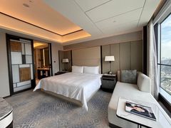 -上海前滩香格里拉大酒店