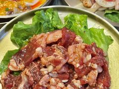 -围炉肉舍•炭烤活鳗•丹东海鲜烤肉(步行街店)