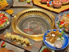 -铭牛烧肉·和牛海鲜自助(高新月牙湖店)