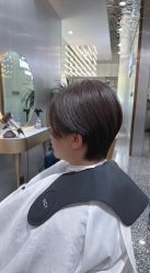-Tloml salon