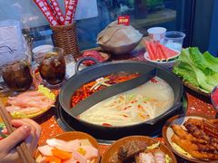 -赵美丽·重庆社区火锅·直营店(火车东站·中豪国际店)