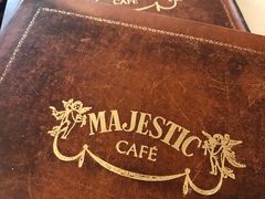 -Majestic Café