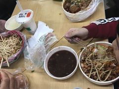 -信誉楼美食城(河间信誉楼商厦店)
