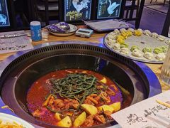 -山河屯铁锅炖(哈西站店)