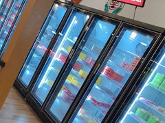 -杨老板·海鲜集市火锅·鲜切牛肉(中防万宝店)
