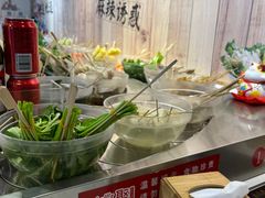 -百品聚旋转火锅(号外店)