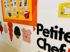 -爱睿思儿童早教亲子游泳(万象城店)