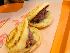 -闫家驴肉老店(华电一校店)