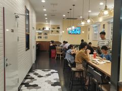 大堂-小杨生煎(宝山花园城店)